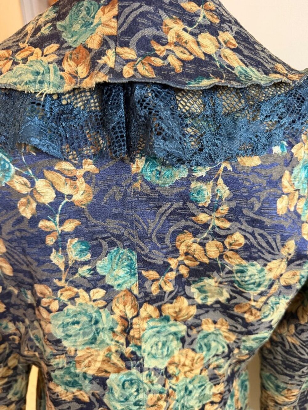 Rossi Roma Womens Floral Lace Coat Jacket Size Large Ruffle Trim Italian Vintage - Picture 6 of 13